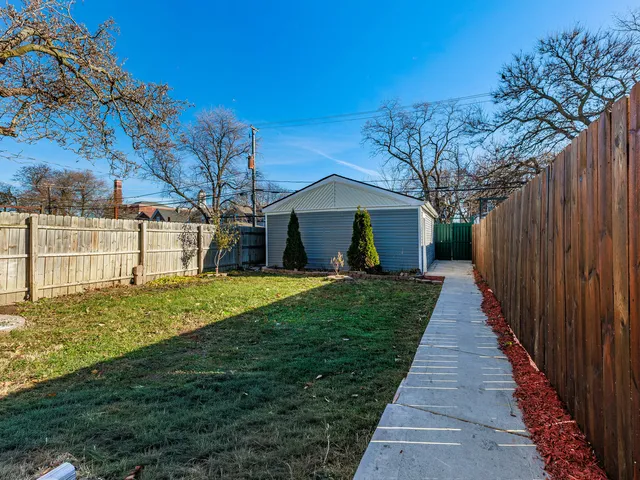 $265,000 | 5729 South Damen Avenue, Chicago, IL 60636