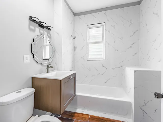 $265,000 | 5729 South Damen Avenue, Chicago, IL 60636