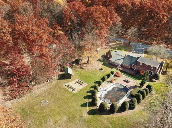 $989,000 | 926 Old Turnpike Road, Oakham, MA 01068