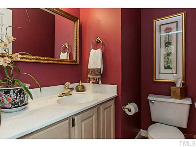8109 Windsor Ridge Drive Raleigh, NC 27615 - Photo 12 of 25 Bathroom