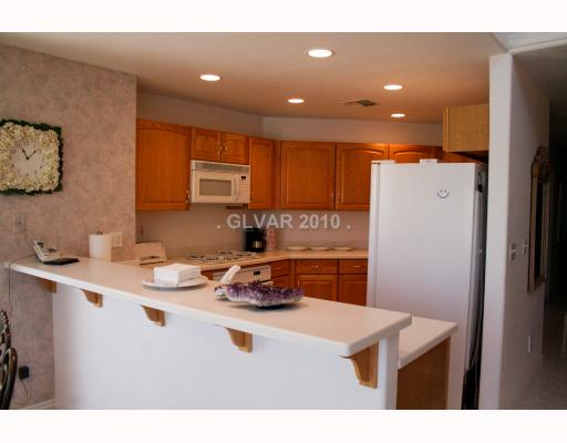 304 Roma Lane Boulder City, NV 89005 - Photo 6 of 10 Kitchen.