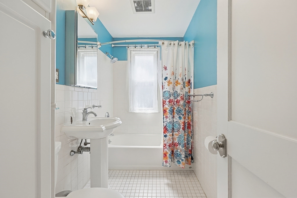 39 Sedgwick Street, Unit 1 Boston, MA 02130 - Photo 17 of 30