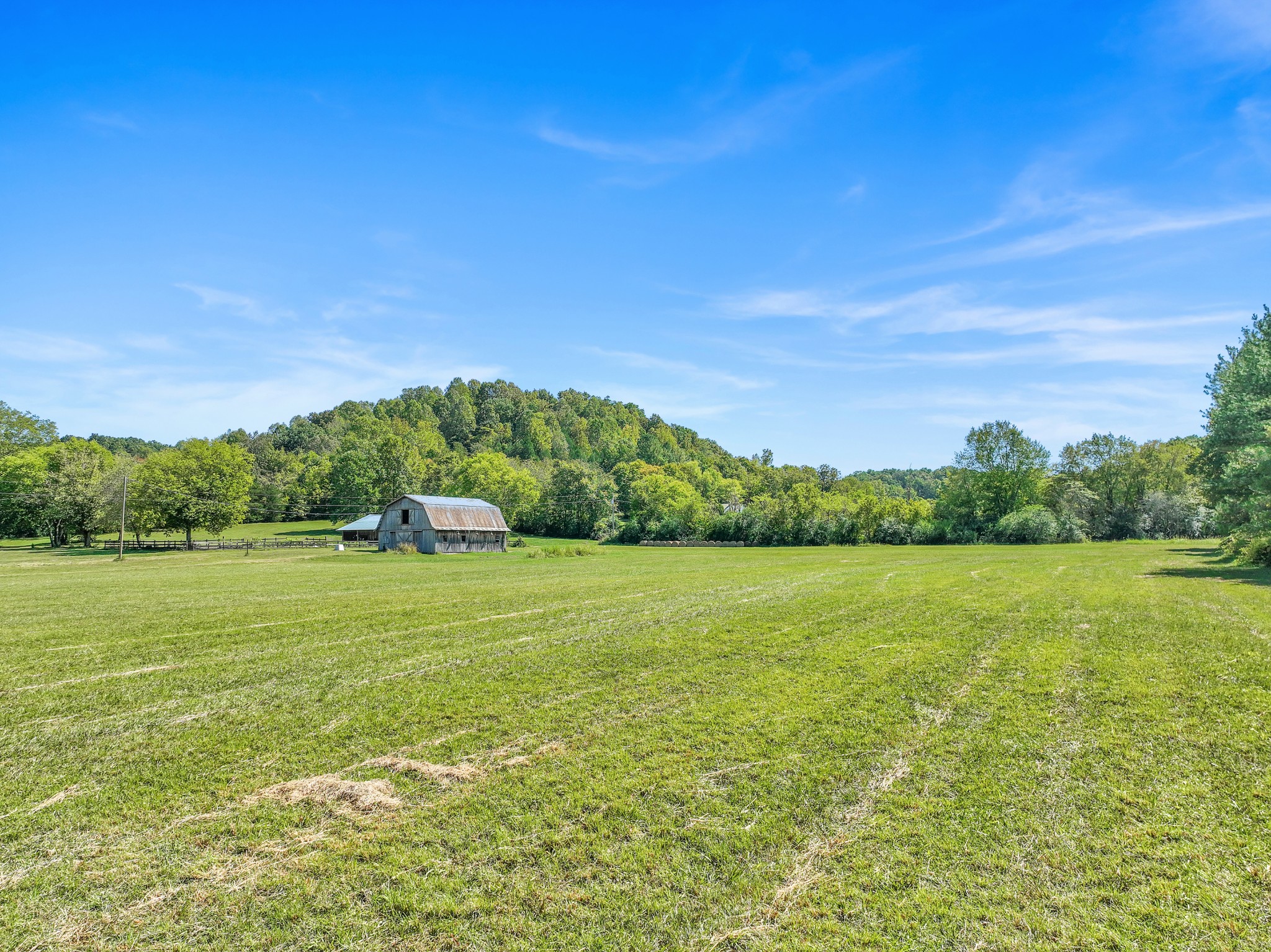 5110 Old Harding Road Franklin, TN 37064 - Photo 5 of 21 a view of an ocean and beach