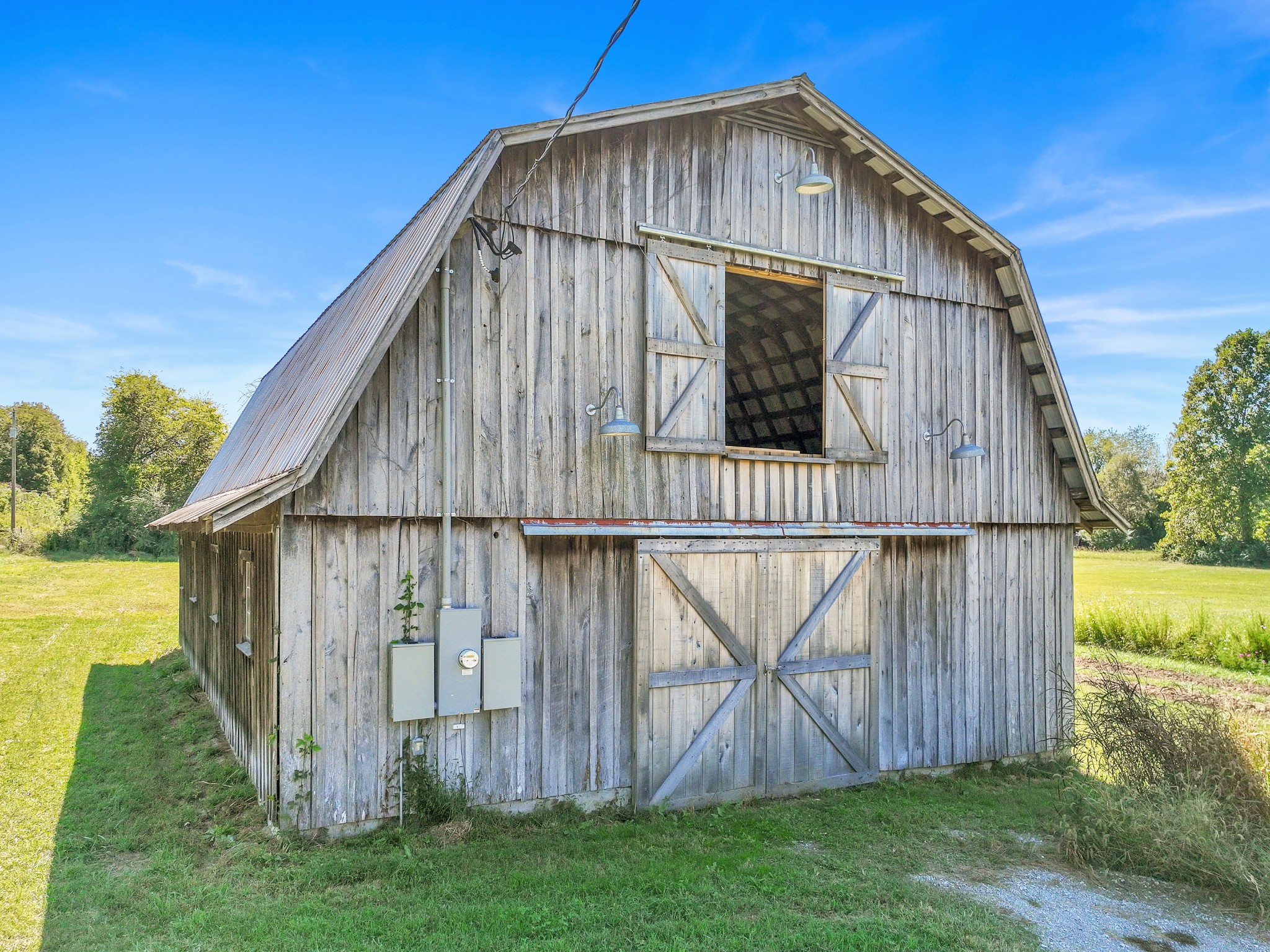 5110 Old Harding Road Franklin, TN 37064 - Photo 9 of 21 a backyard of a house with lots of green space
