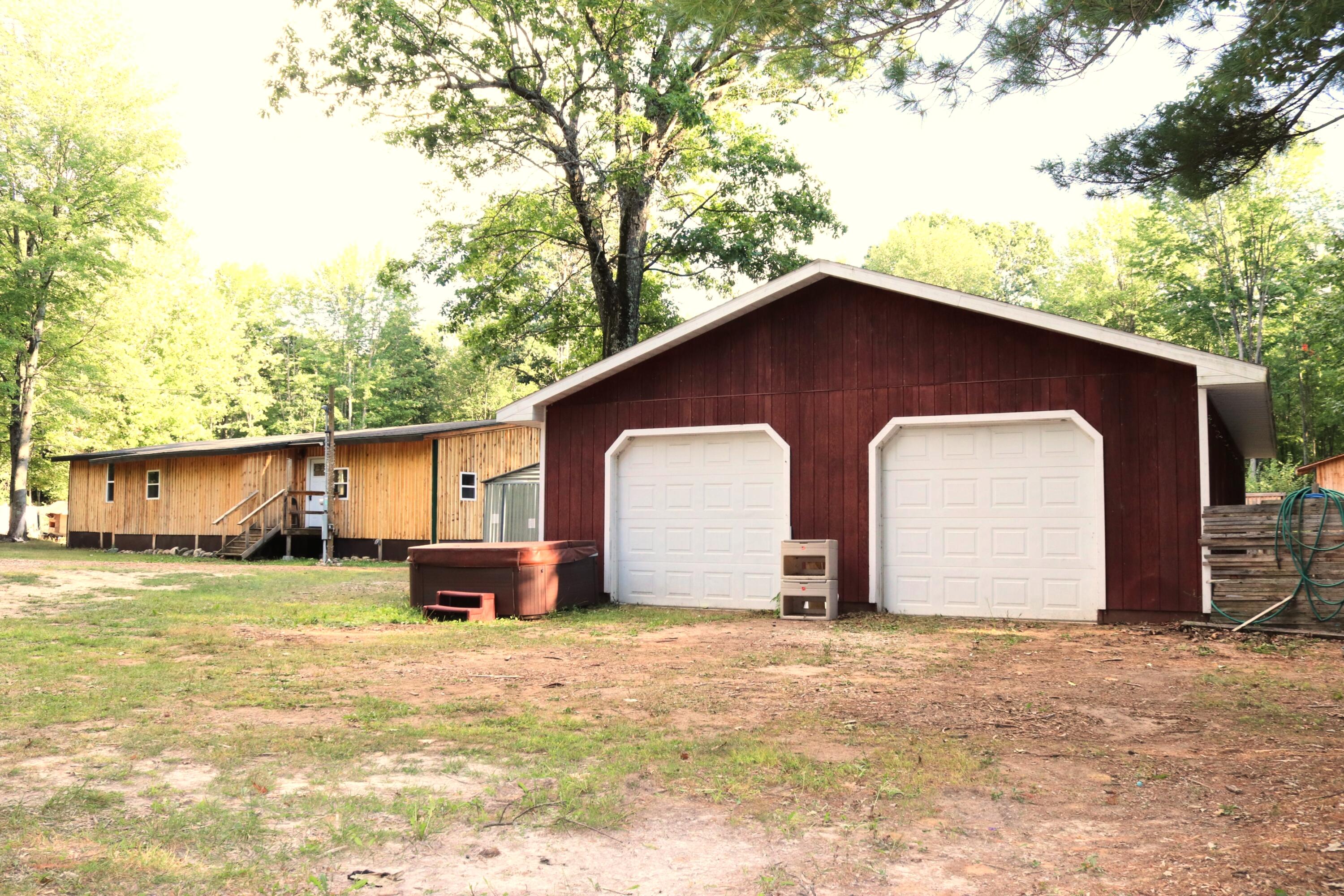 10757 Cedar Road Lake, MI 48632 - Photo 4 of 58 IMG_5707