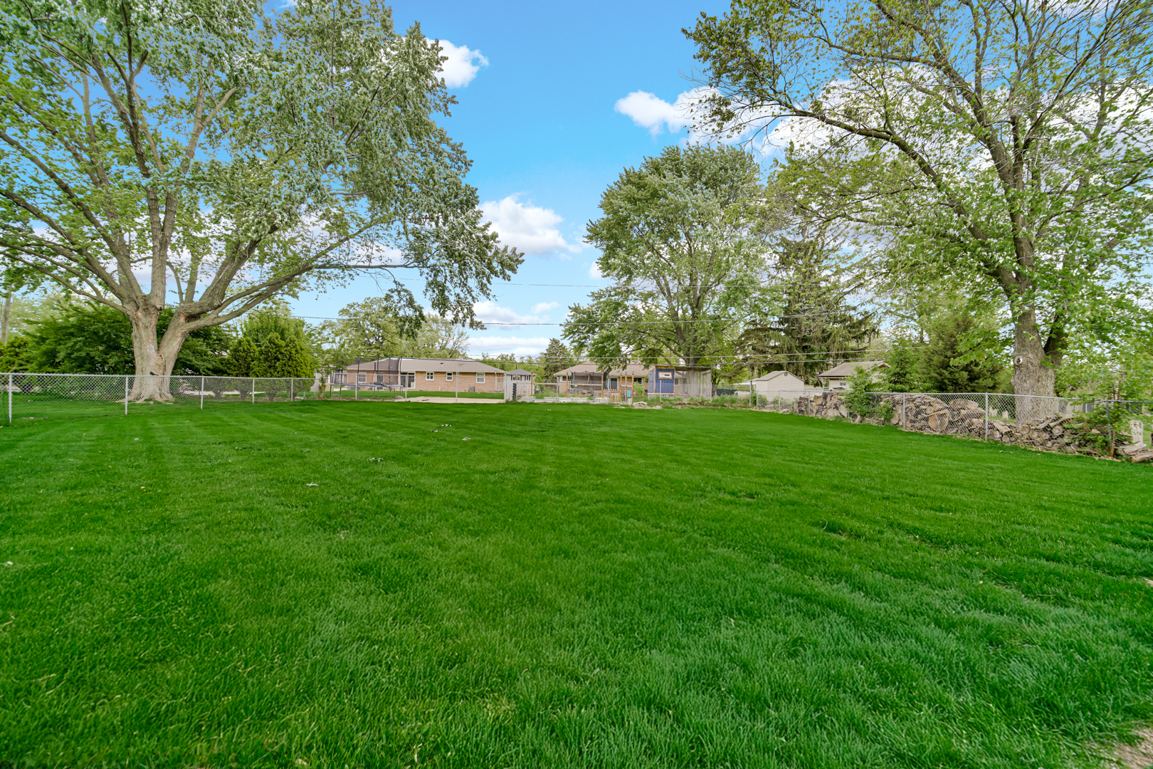 1455 Reckinger Road Aurora, IL 60505 - Photo 4 of 26 a view of yard with green space