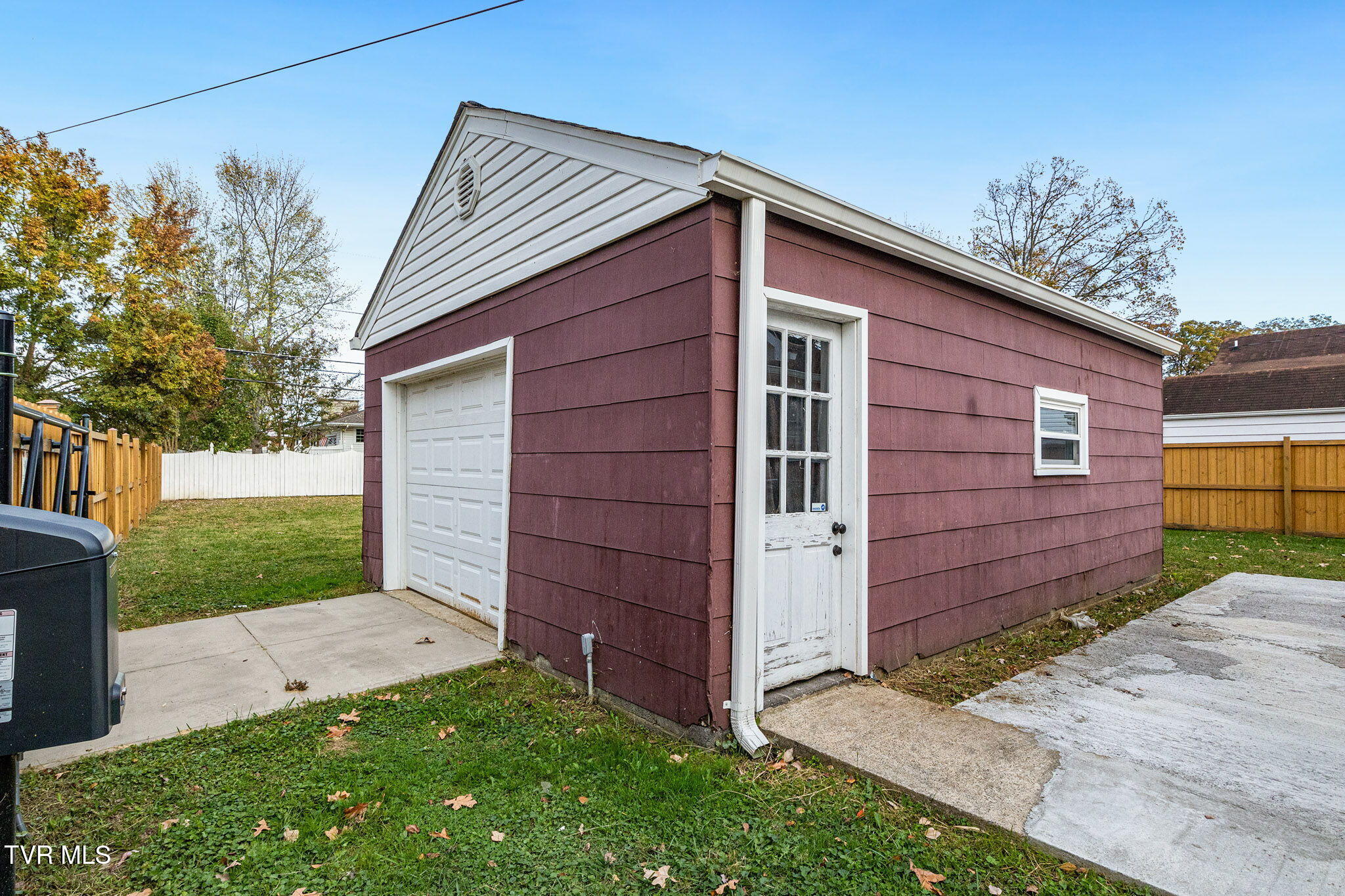 1801 Fairoaks Road, Unit 1 Kingsport, TN 37664 - Photo 28 of 32 6-web-or-mls-IMG_4451