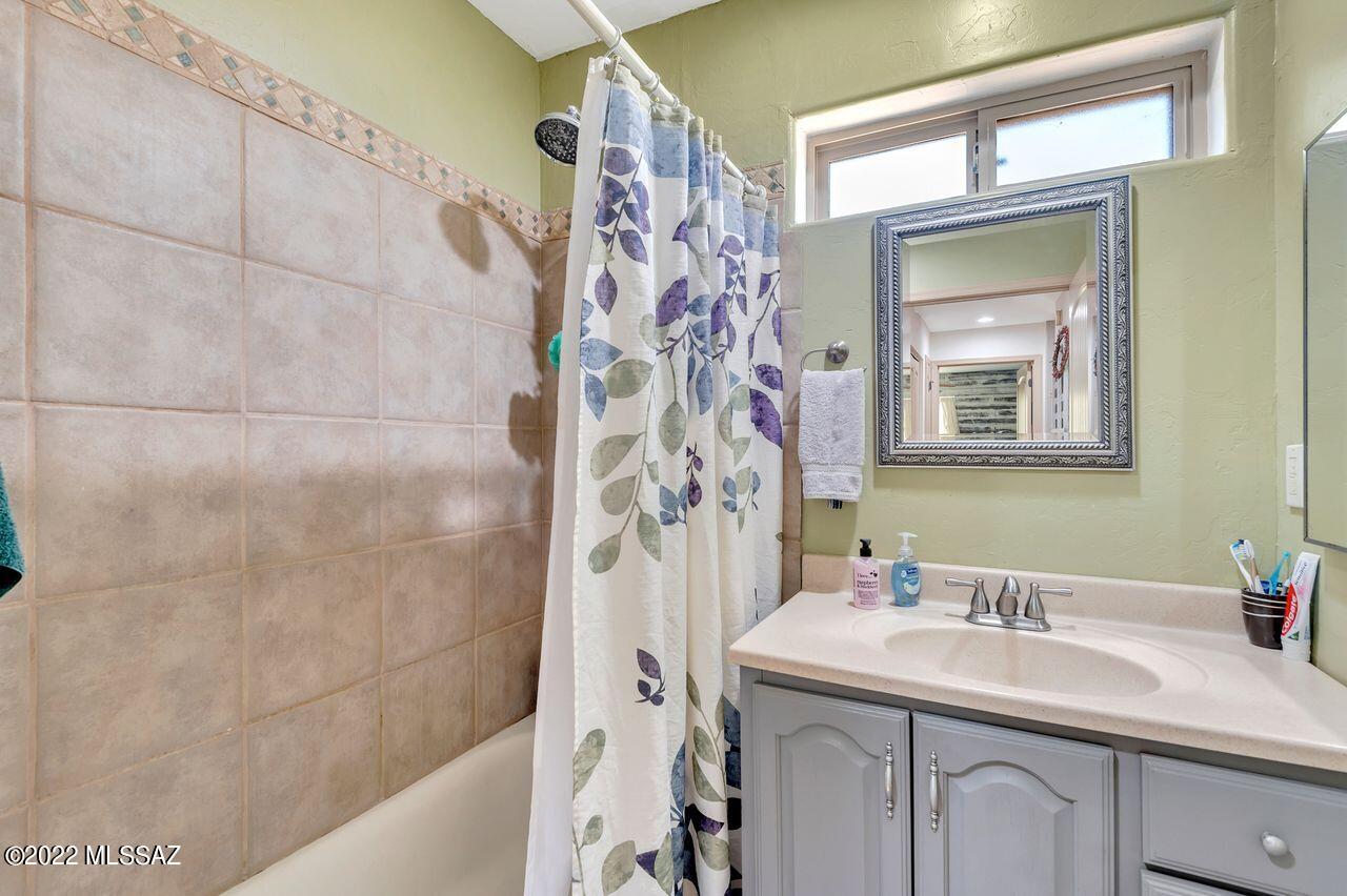 3950 West Mossman Road Tucson, AZ 85746 - Photo 22 of 36 Gallery Image 22