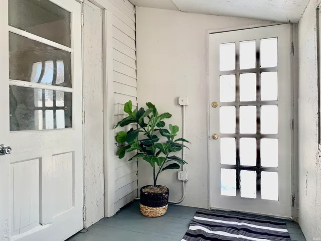 $139,900 | 1030 Middlebury Street, Elkhart, IN 46516