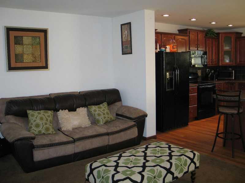 28 Manktown Road Waldoboro, ME 04572 - Photo 7 of 18 Den/Family/Great Room. Family room...