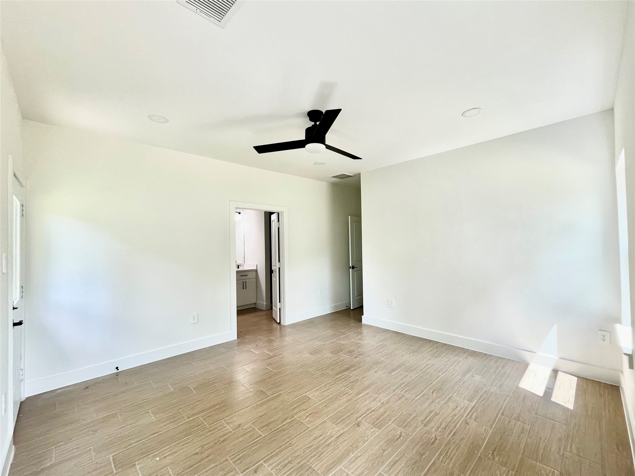 5710 Delmack Street, Unit B Houston, TX 77032 - Photo 11 of 30 Master Bedroom