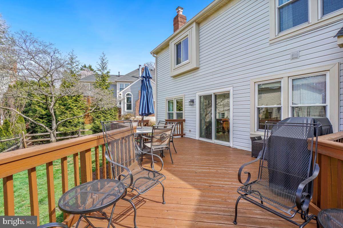 130 Englefield Drive Gaithersburg, MD 20878 - Photo 31 of 33 a view of a two chairs in the balcony