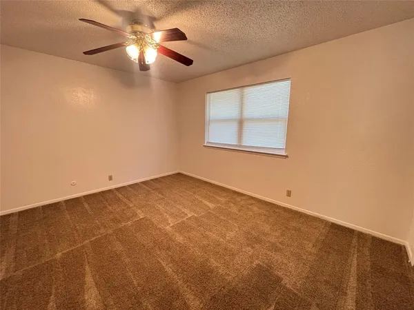 $1,495 | 2426 North Graham Drive, Arlington, TX 76013