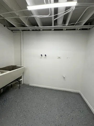 $234,999 | 1229 East 165th Place, South Holland, IL 60473