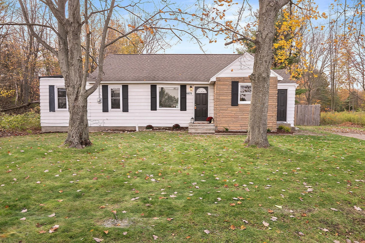 6875 Grand Haven Road Spring Lake, MI 49456 - Photo 1 of 20 IMG_1000