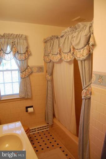 813 Monkton Road Monkton, MD 21111 - Photo 10 of 23 main floor