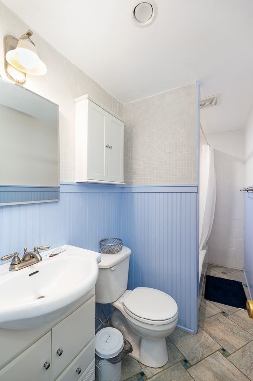 7 Lighthouse Way Gloucester, MA 01930 - Photo 19 of 25