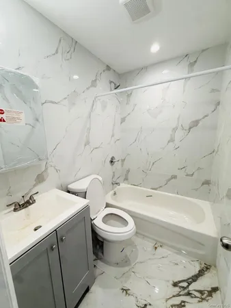 $3,250 | 139-18 Lakewood Avenue, Unit 1F | Jamaica