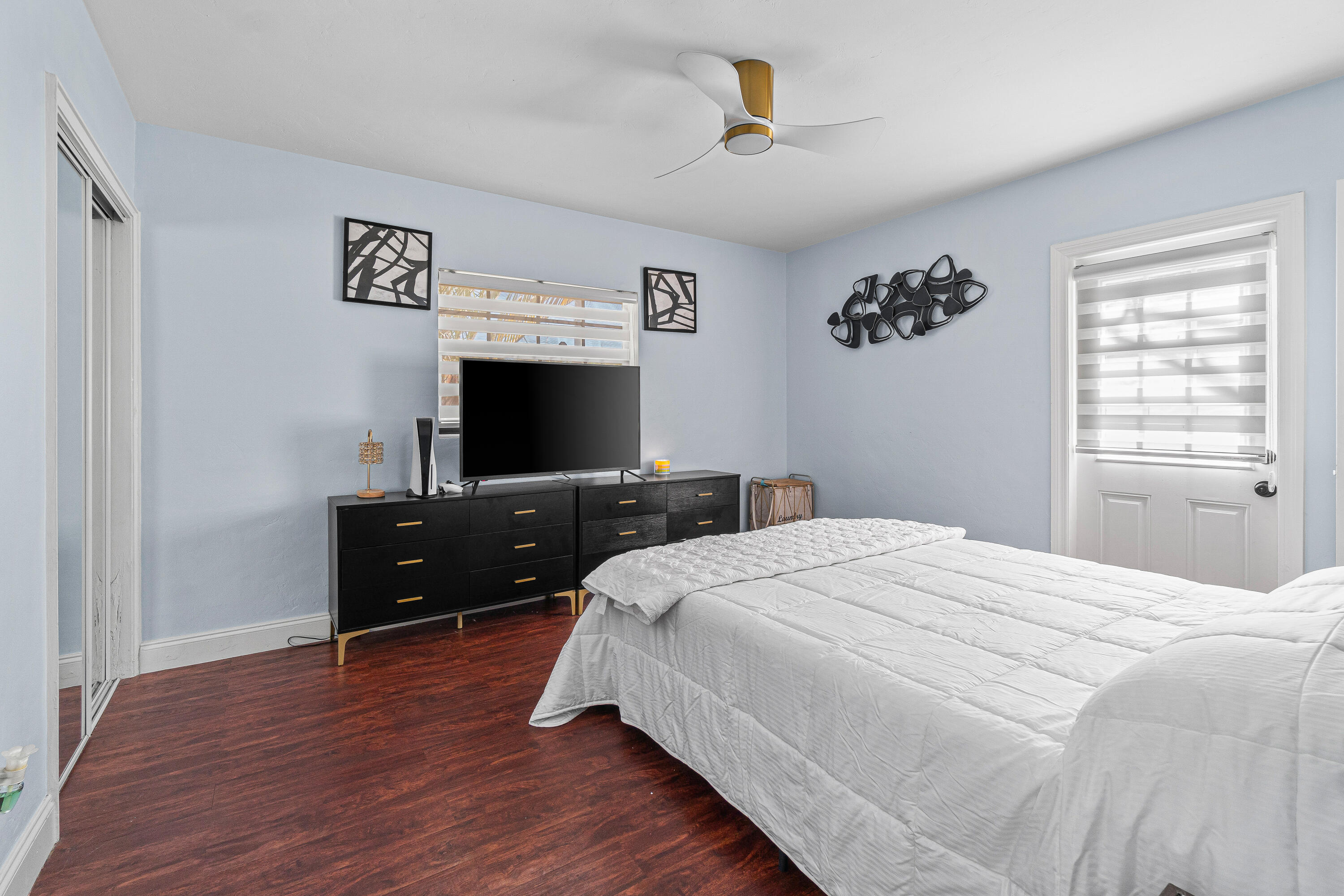 5511 Columbus Road West Palm Beach, FL 33405 - Photo 17 of 37 015-5511ColumbusRoad-WestPalmBeach-FL-33