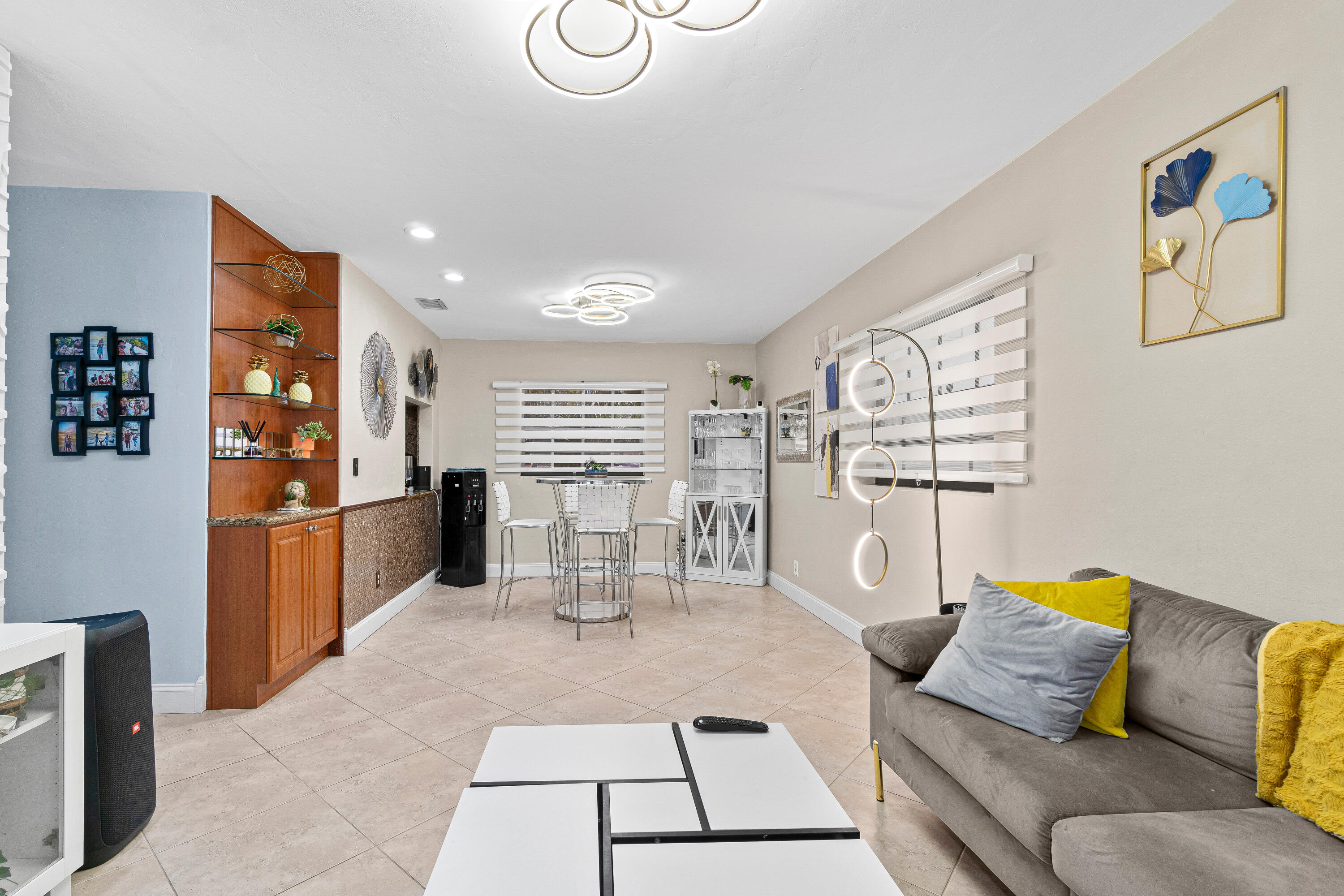 5511 Columbus Road West Palm Beach, FL 33405 - Photo 8 of 37 006-5511ColumbusRoad-WestPalmBeach-FL-33