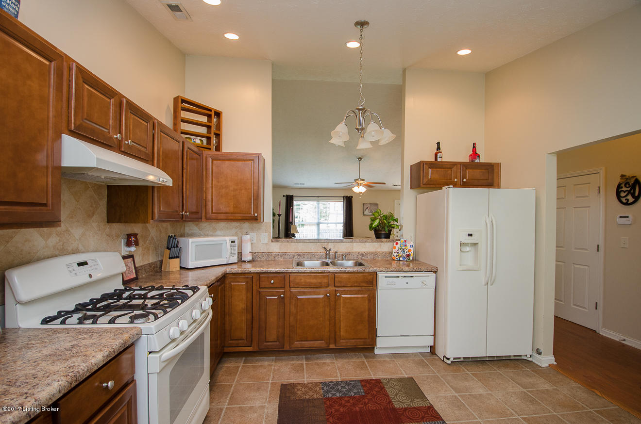 9825 Brooks Bend Road Louisville, KY 40258 - Photo 10 of 35 BrooksBend-10