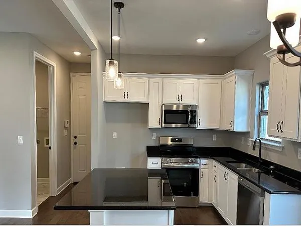 $2,350 | 8353 Everly Meadows Drive, Memphis, TN 38125