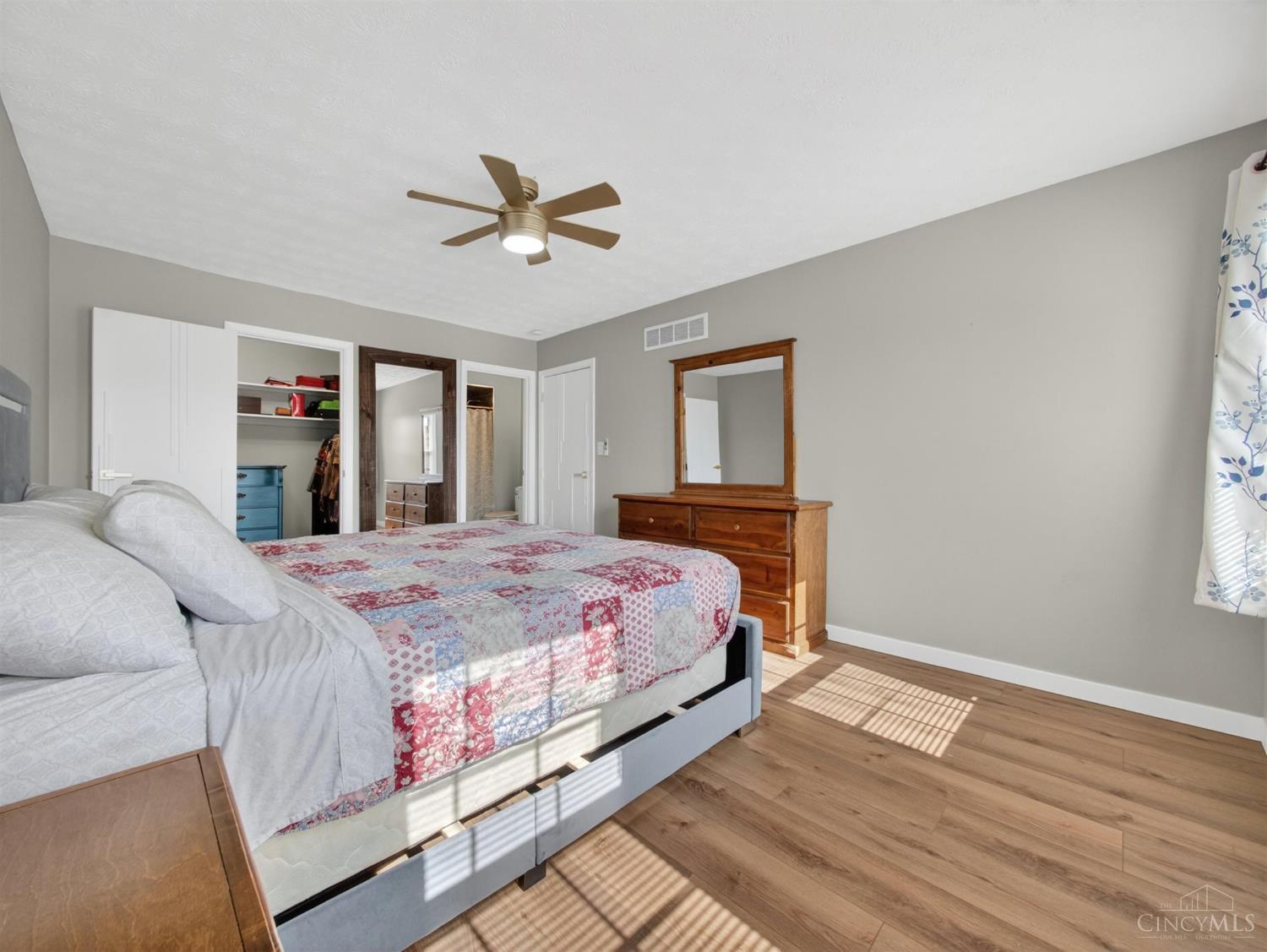 8713 Cox Road West Chester, OH 45069 - Photo 23 of 49