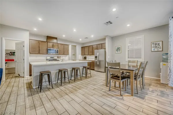 $490,000 | 1031 Huckburn Avenue, Henderson, NV 89015