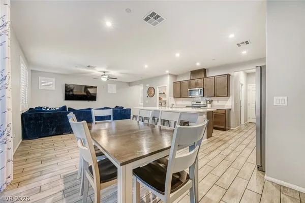 $490,000 | 1031 Huckburn Avenue, Henderson, NV 89015