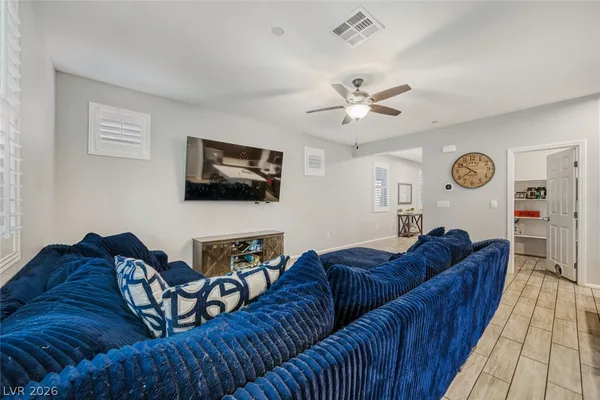$490,000 | 1031 Huckburn Avenue, Henderson, NV 89015