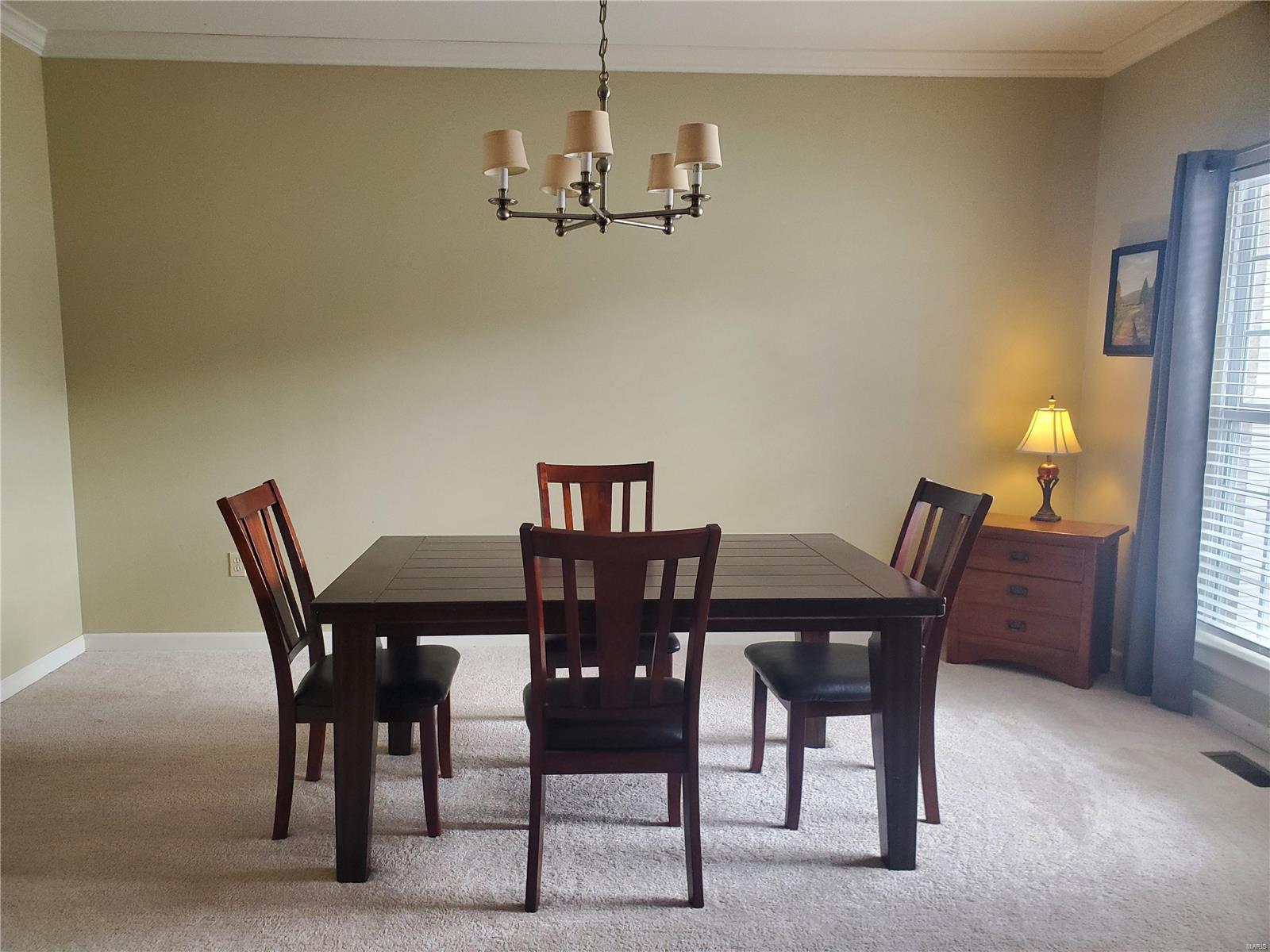 31 Upper Bluffs View Court Eureka, MO 63025 - Photo 11 of 44