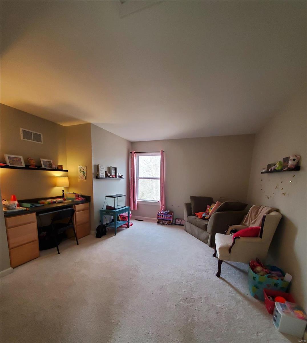 31 Upper Bluffs View Court Eureka, MO 63025 - Photo 22 of 44