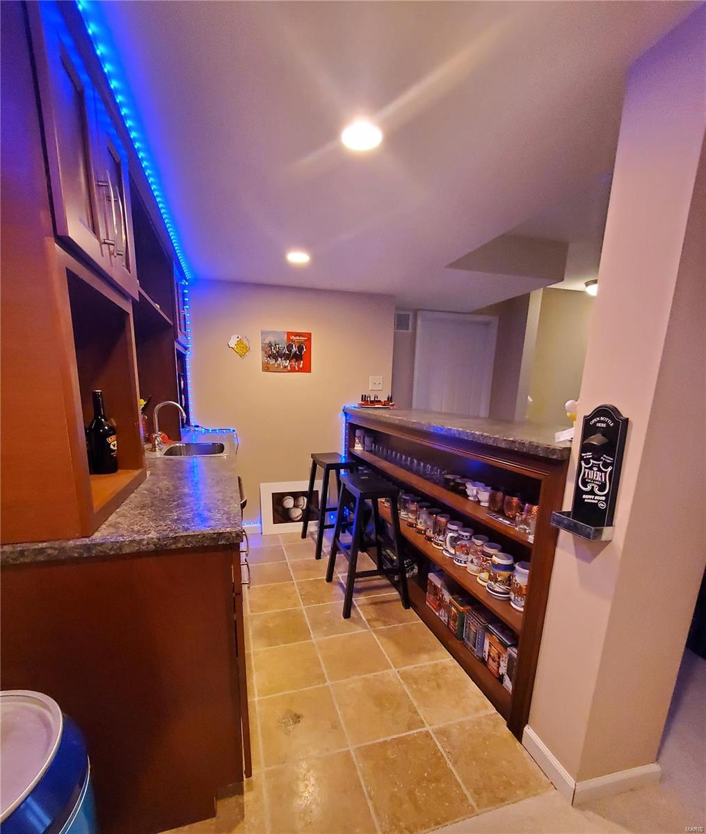 31 Upper Bluffs View Court Eureka, MO 63025 - Photo 30 of 44