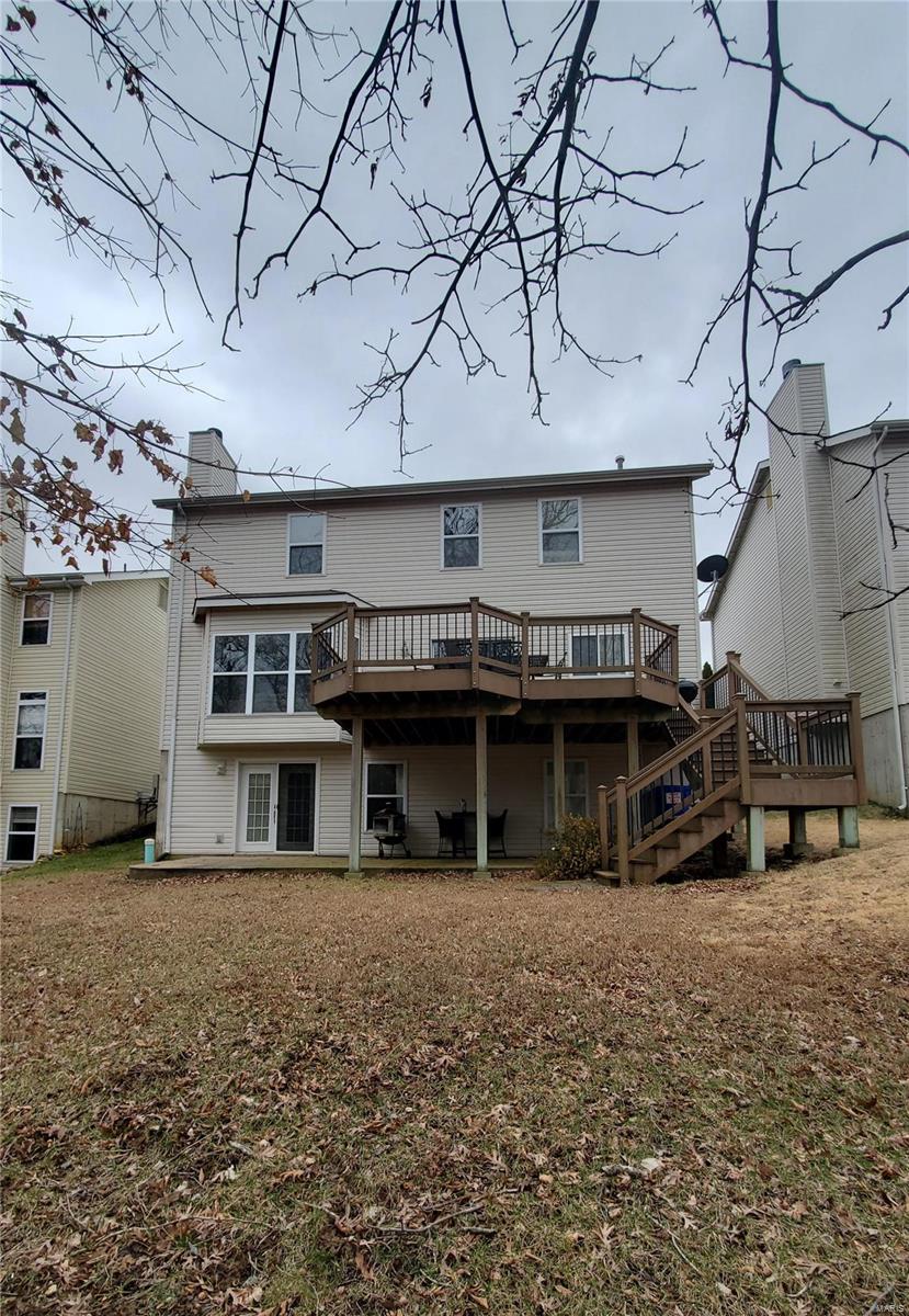 31 Upper Bluffs View Court Eureka, MO 63025 - Photo 34 of 44