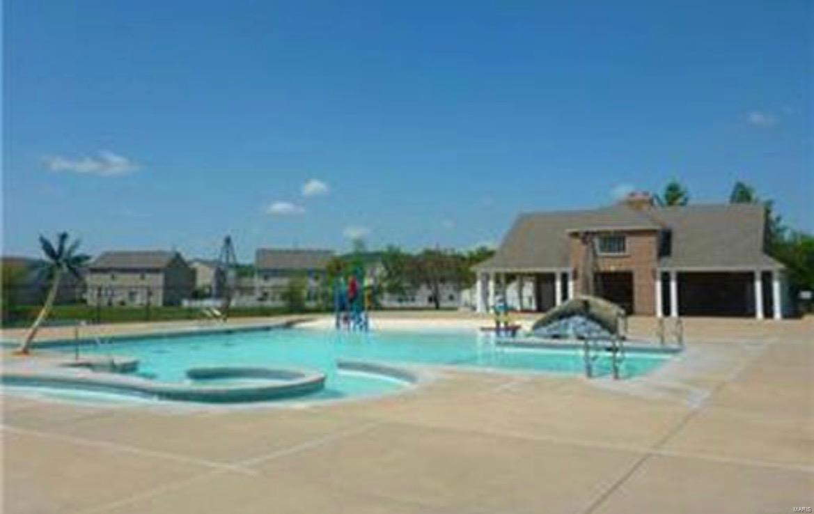 31 Upper Bluffs View Court Eureka, MO 63025 - Photo 40 of 44