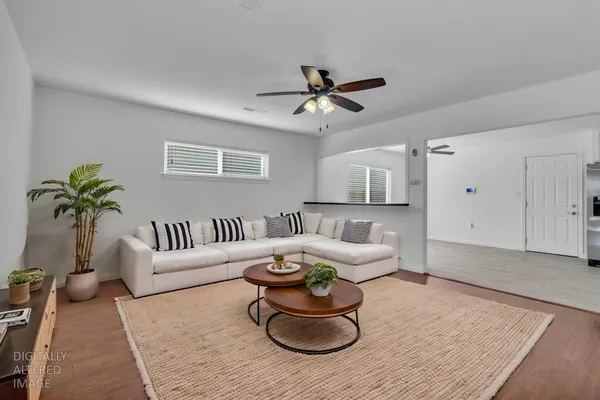 $469,900 | 7467 Center Parkway, Sacramento, CA 95823