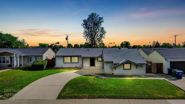 $469,900 | 7467 Center Parkway, Sacramento, CA 95823