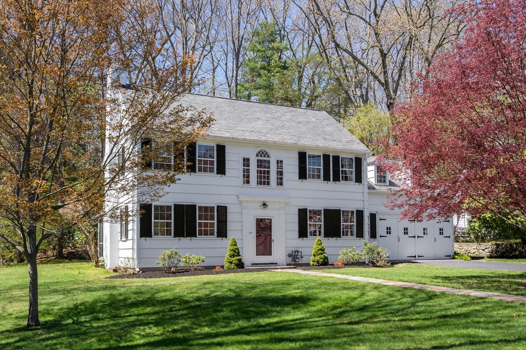 23 Thackeray Road Wellesley, MA 02481 - Photo 2 of 22