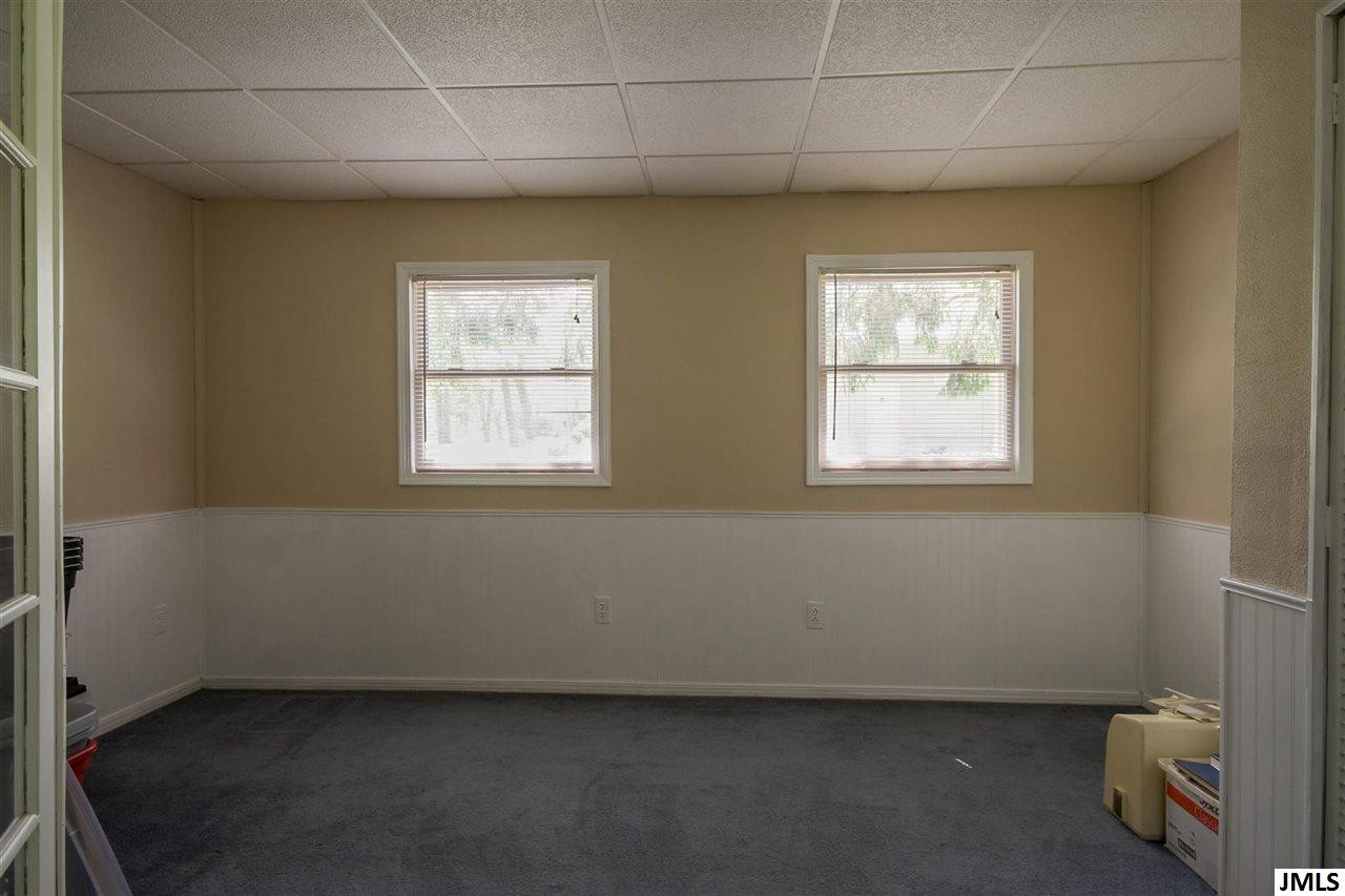 3027 Robinson Road Jackson, MI 49203 - Photo 8 of 25 Photo 8