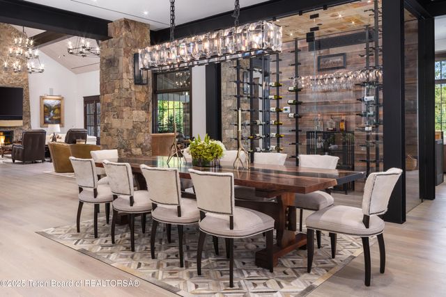 $43,000,000 | 7555-7565 North Bar B Bar River Road, Jackson, WY 83001