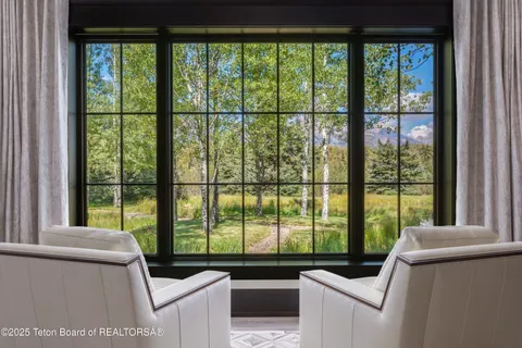 $43,000,000 | 7555-7565 North Bar B Bar River Road, Jackson, WY 83001