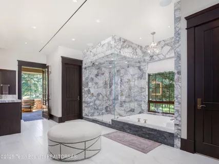 $43,000,000 | 7555-7565 North Bar B Bar River Road, Jackson, WY 83001