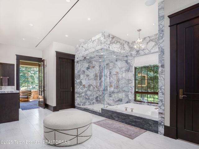 $43,000,000 | 7555-7565 North Bar B Bar River Road, Jackson, WY 83001