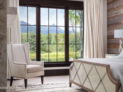 $43,000,000 | 7555-7565 North Bar B Bar River Road, Jackson, WY 83001