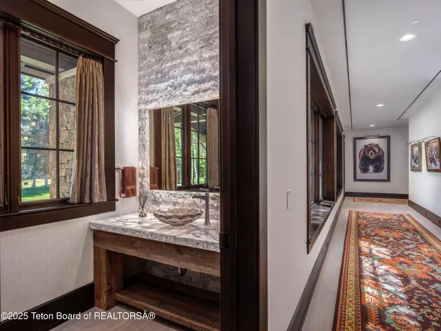 $43,000,000 | 7555-7565 North Bar B Bar River Road, Jackson, WY 83001