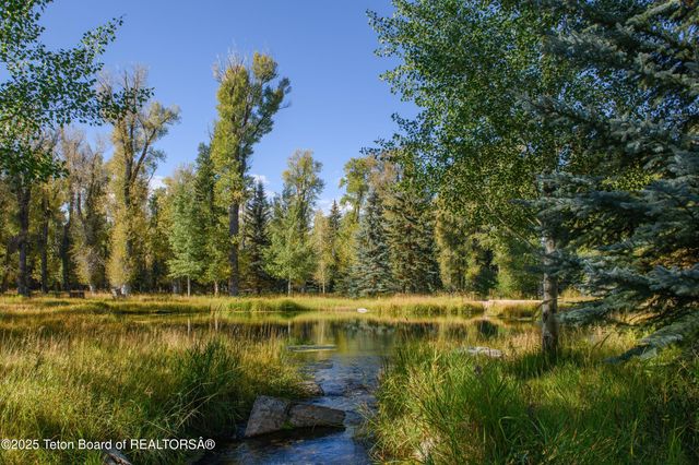 $43,000,000 | 7555-7565 North Bar B Bar River Road, Jackson, WY 83001