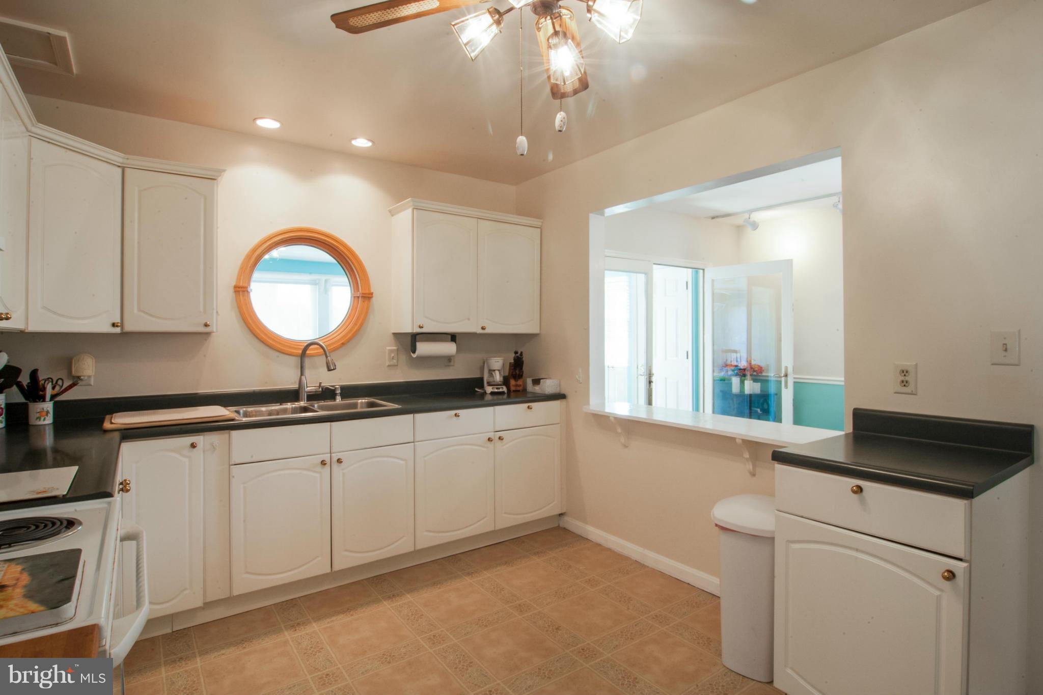 3690 Galloway Road Baltimore, MD 21220 - Photo 14 of 30 Kitchen