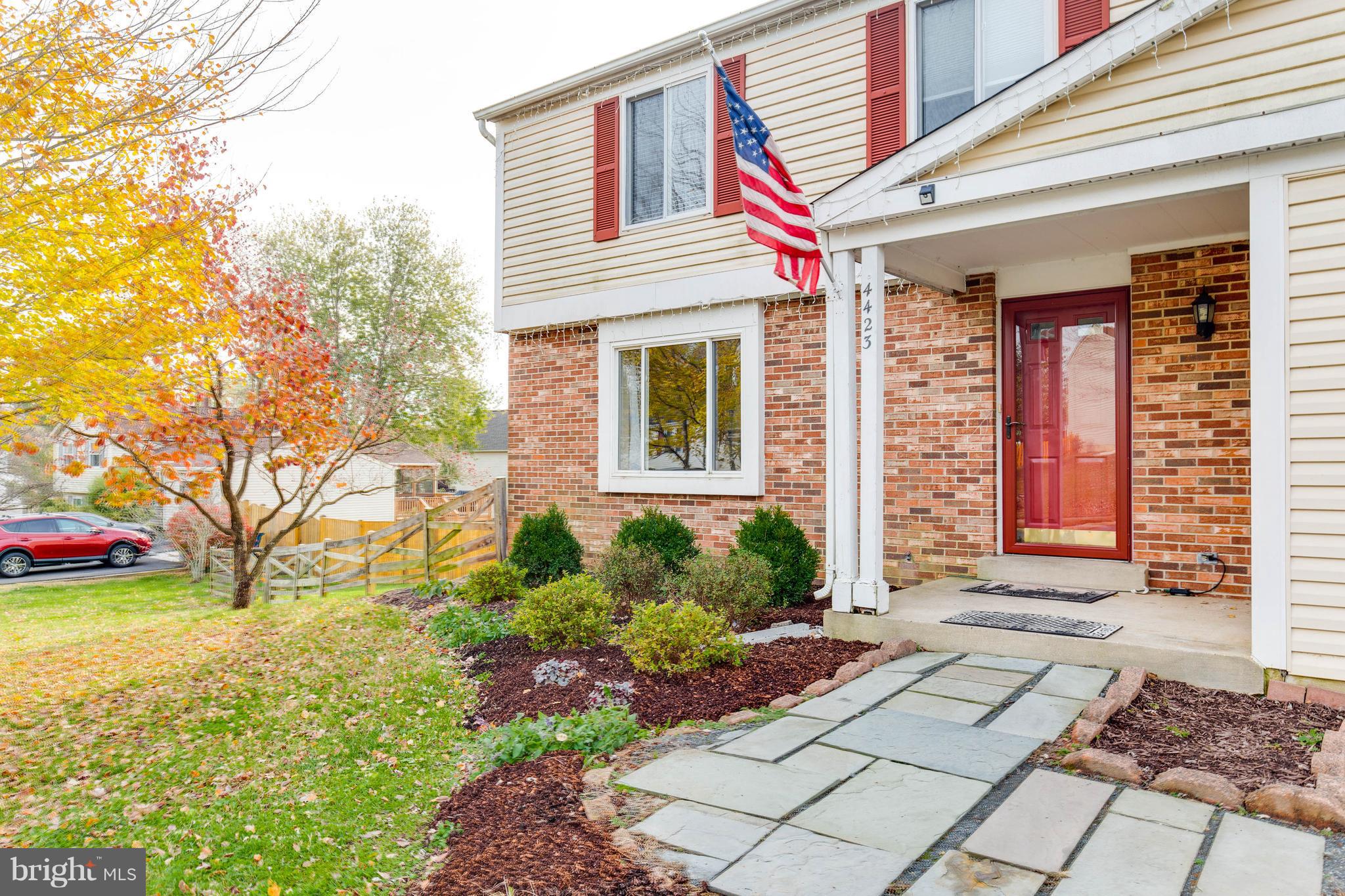 4423 Cub Run Road Chantilly, VA 20151 - Photo 2 of 30 Exterior (Front)