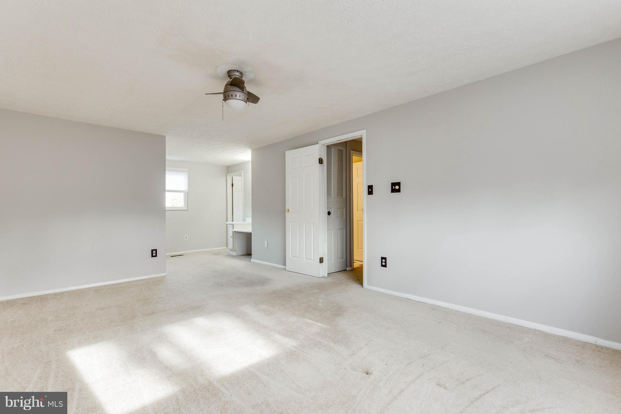 4423 Cub Run Road Chantilly, VA 20151 - Photo 16 of 30 Bedroom (Master)
