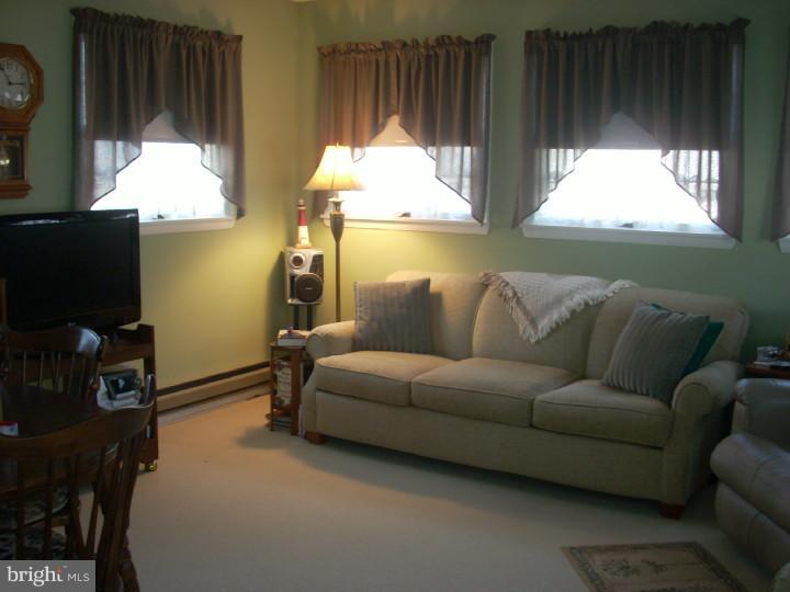 9 Gerard Road Hamilton, NJ 08620 - Photo 6 of 19